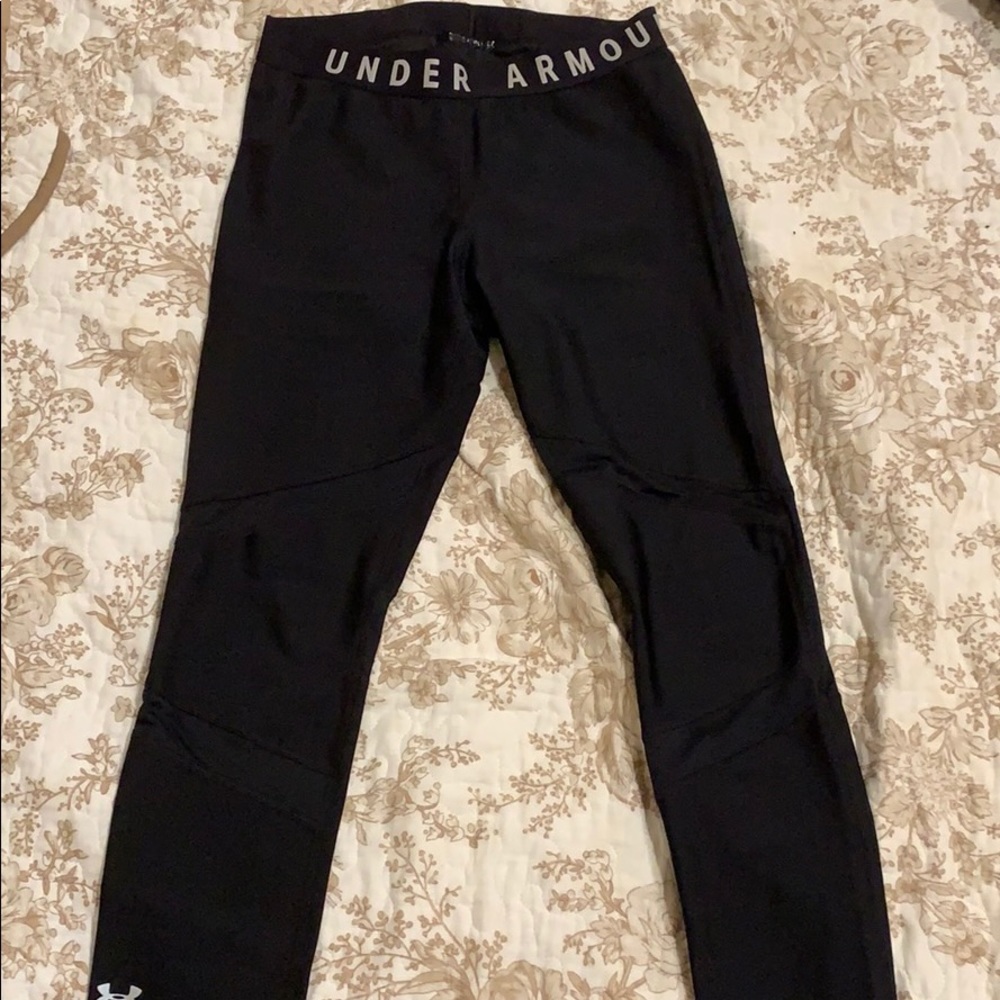 Under armour cropped leggings